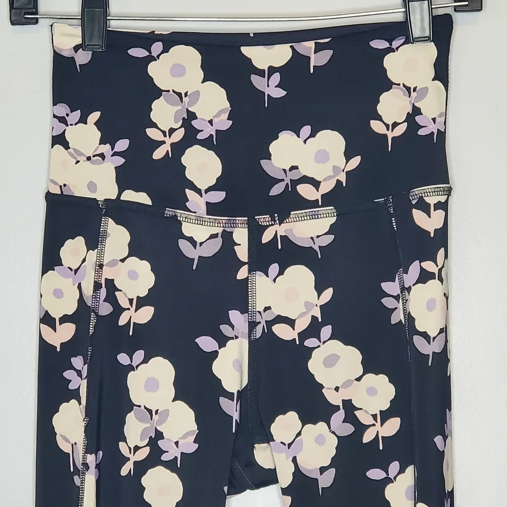 Kate Spade x Beyond Yoga Floral Garden‎ High Waist Legging medium
